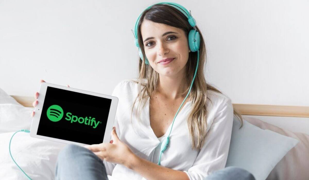 get paid to listen to music on spotify